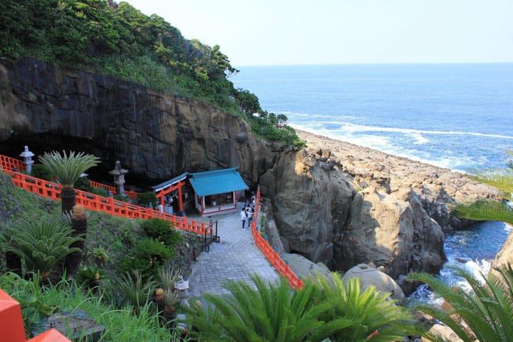 Đền Udo, tỉnh Miyazaki