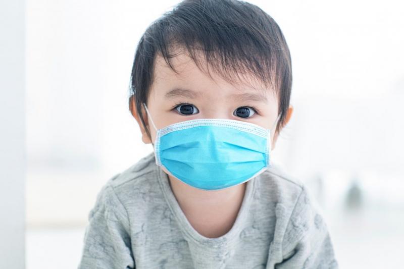 Đeo khẩu trang khi tiếp xúc với môi trường dễ bị dị ứng