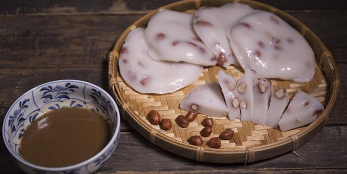 Út Ngoan - Bánh Bèo & Nậm Lọc