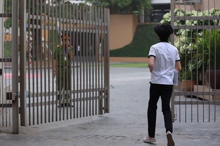 Không nên đi thi sát giờ, đi muộn