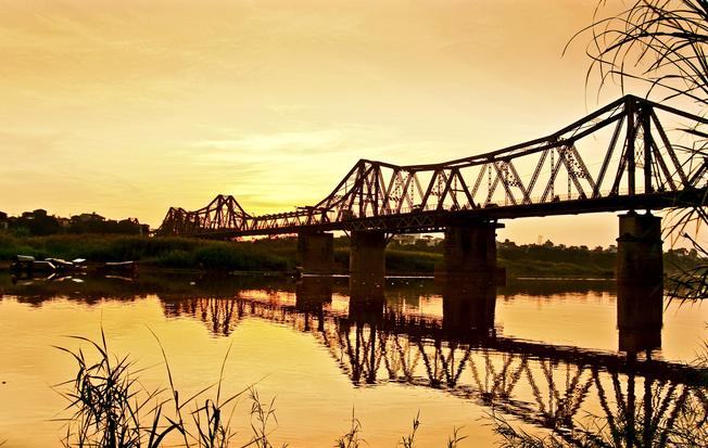Di tích lịch sử