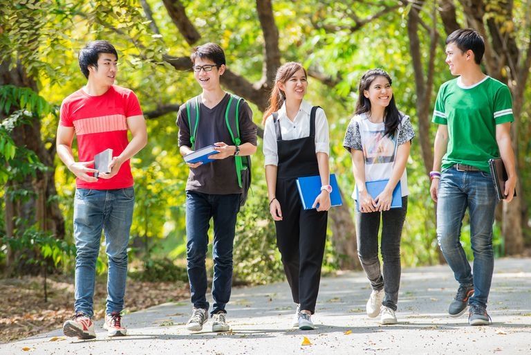 Có nhiều địa điểm học phù hợp với các bạn