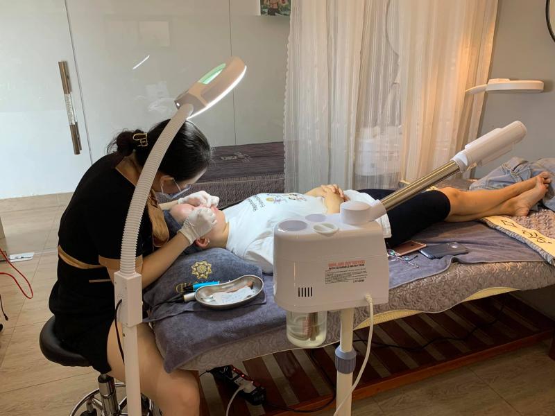 Diamond Clinic & Spa