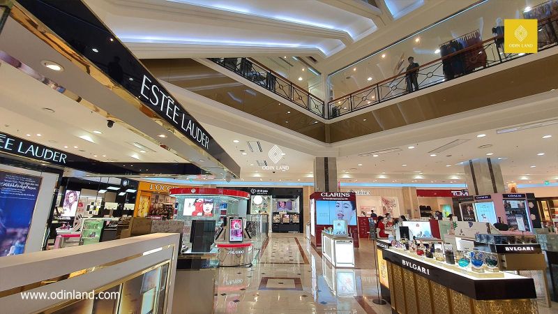 Diamond Department Store