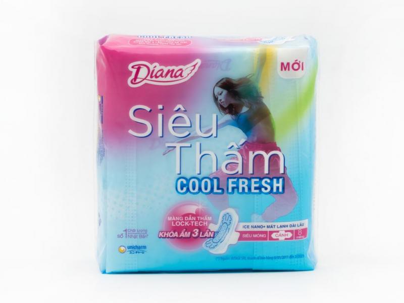 Diana Siêu Thấm Cool Fresh Siêu Mỏng Cánh 8 miếng/gói