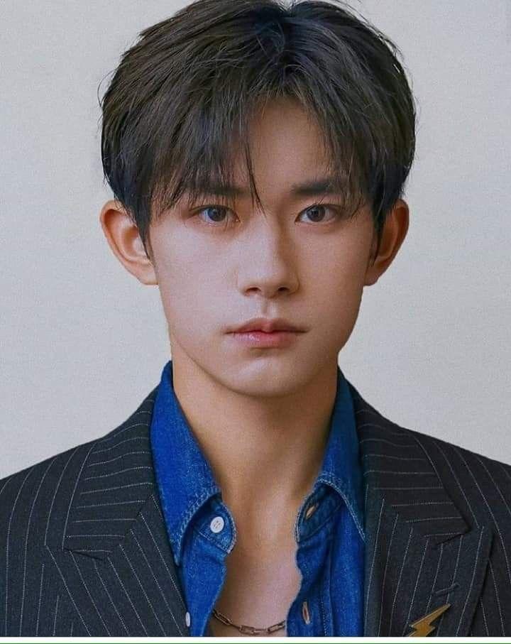 Dịch Dương Thiên Tỉ