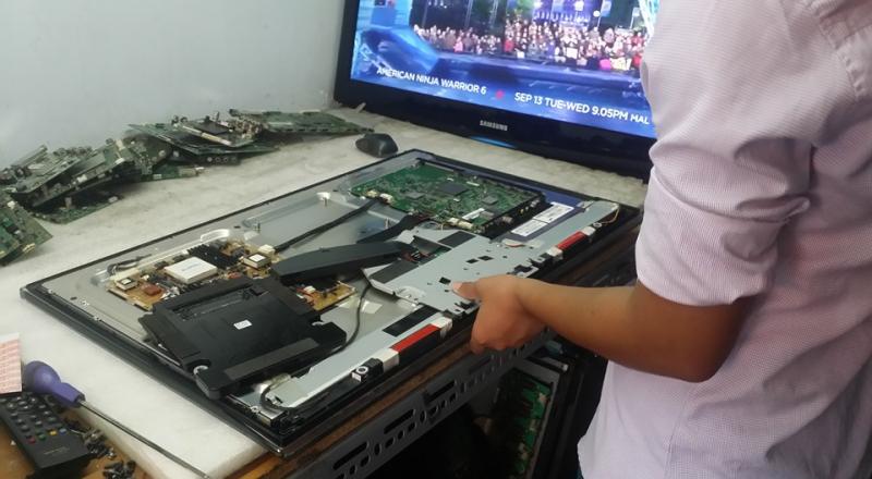 Điện tử Trùng Nguyễn     ﻿