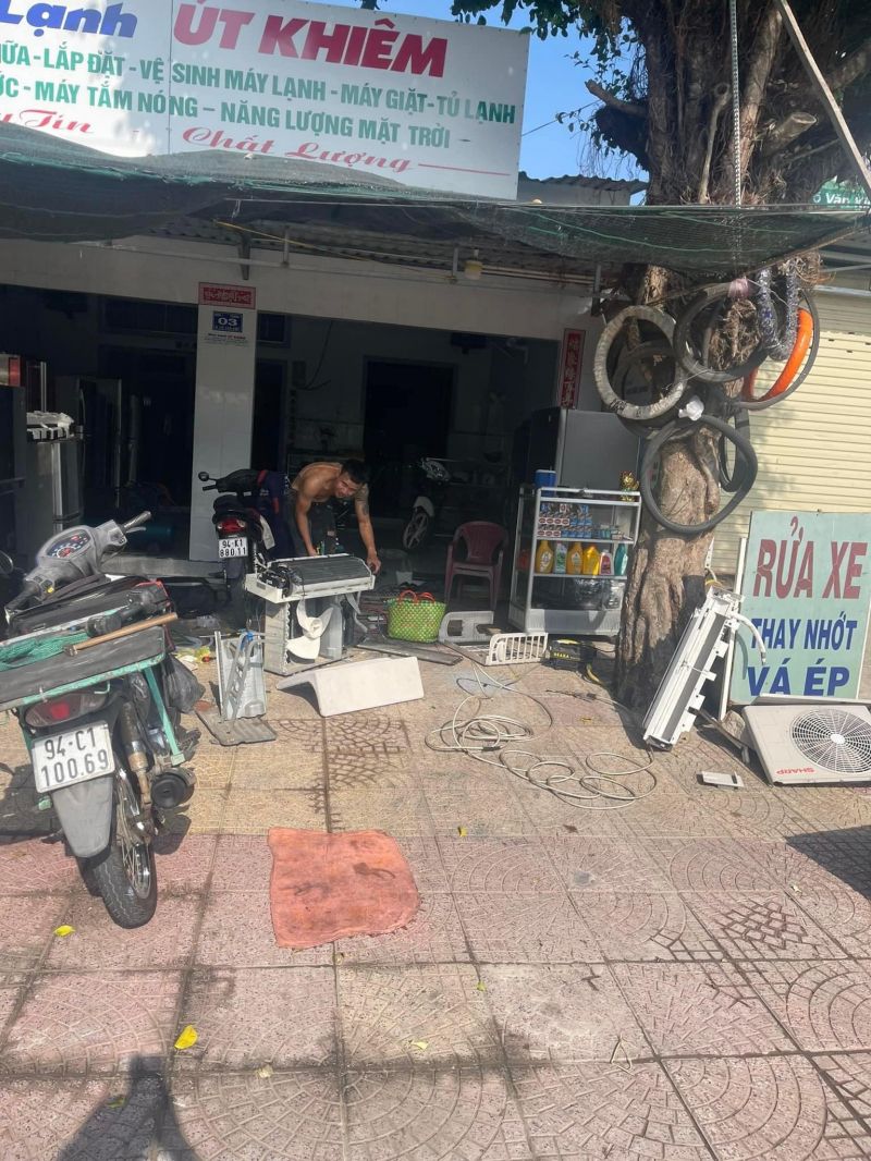 Điện Lạnh Út Khiêm