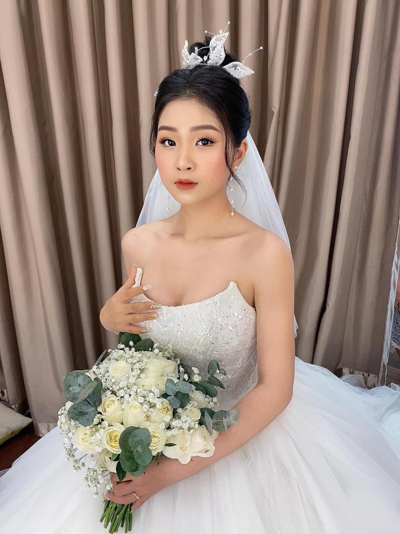Dinh Dinh Bridal