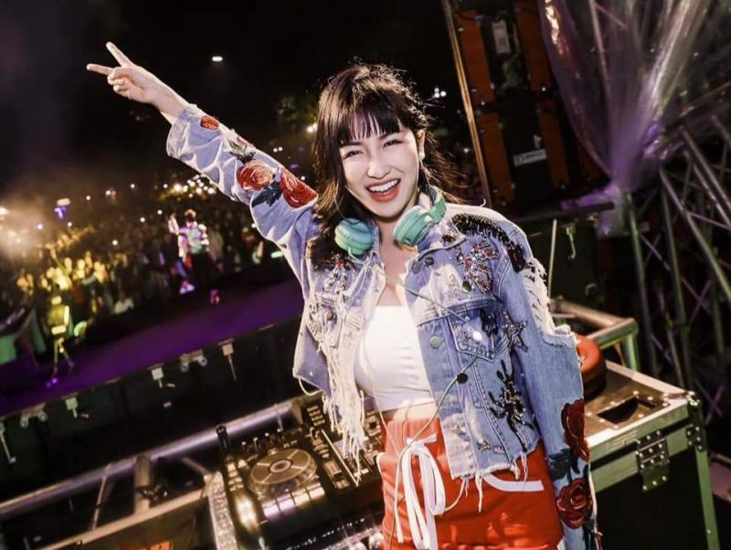 DJ Trang Moon
