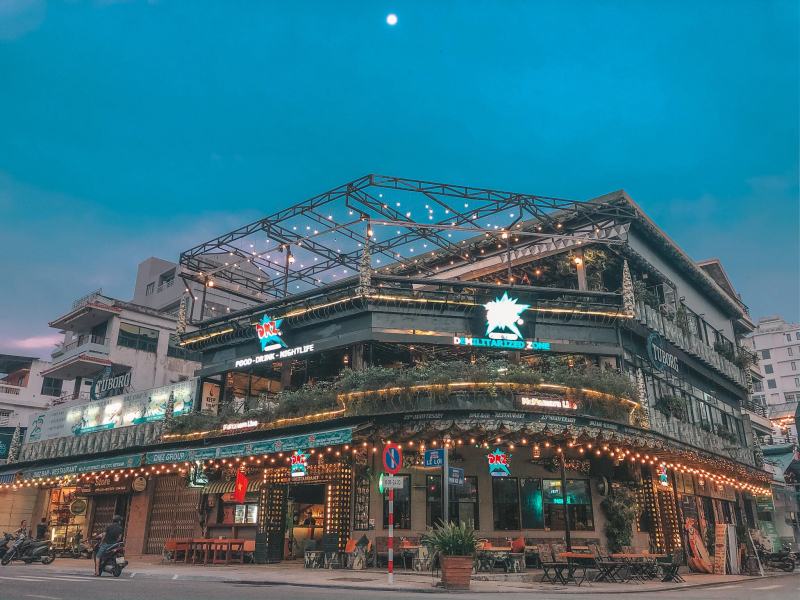 DMZ Bar & Restaurant