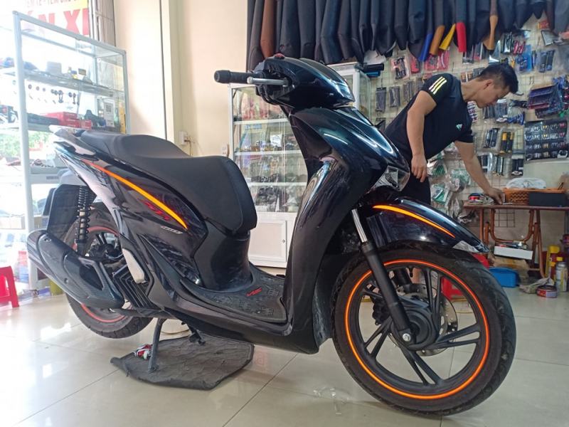 Đồ Chơi Xe Máy Mạnh Hùng