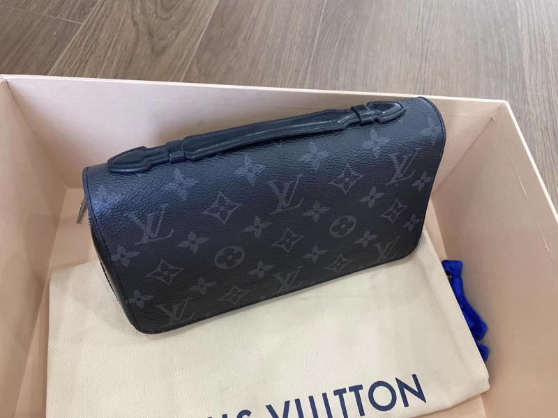 Đồ hiệu 124