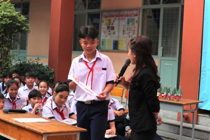 Đoạn văn về cách rèn luyện tư duy phản biện ở mỗi người