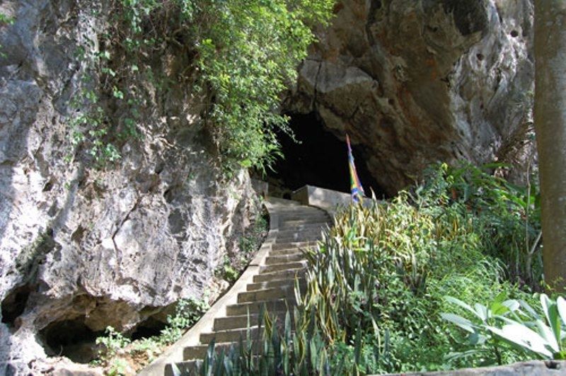 Động Hương Tích