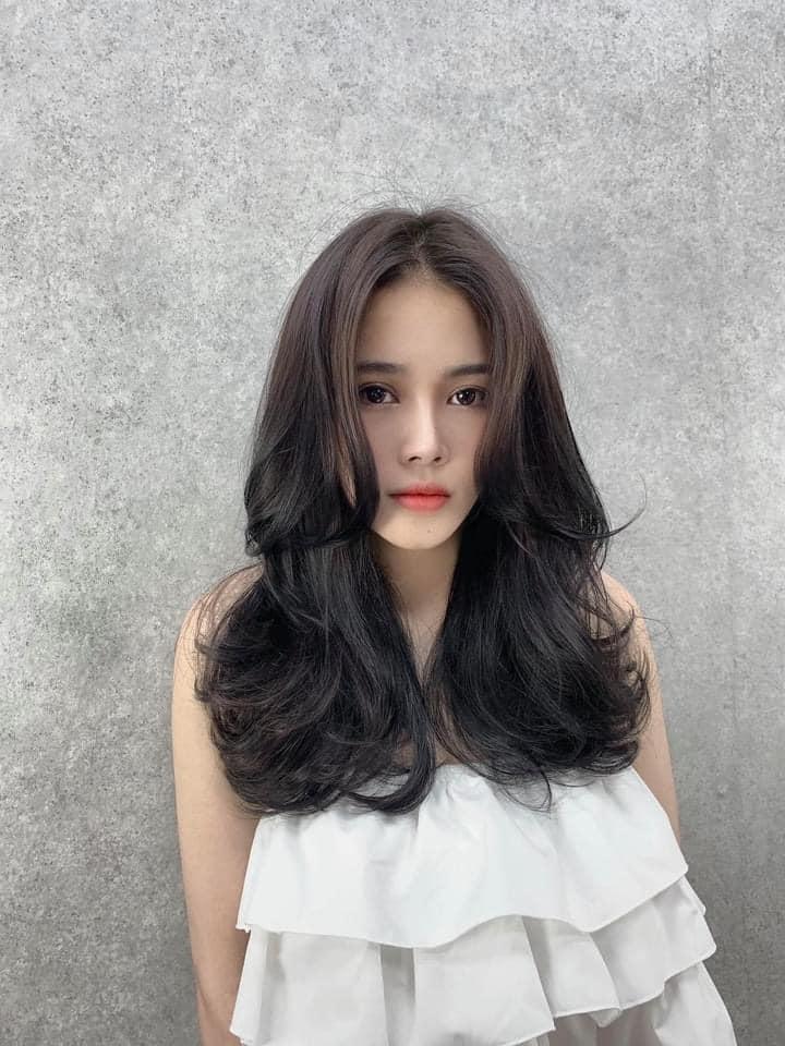 Mặt gọn nhờ... kiểu tóc?