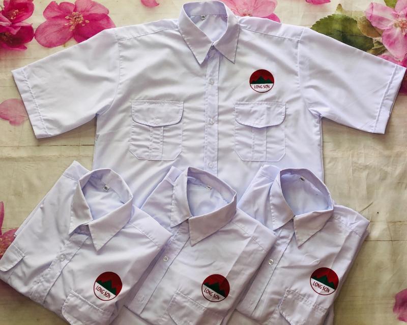 Đồng phục Hồng Nghi