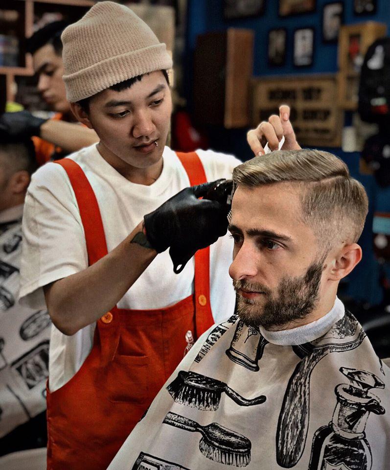 Đông Tây barber shop Gia Lai