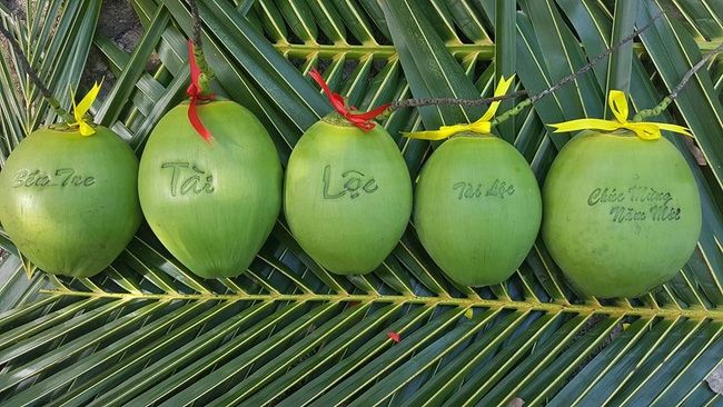 Dừa thư pháp khắc chữ
