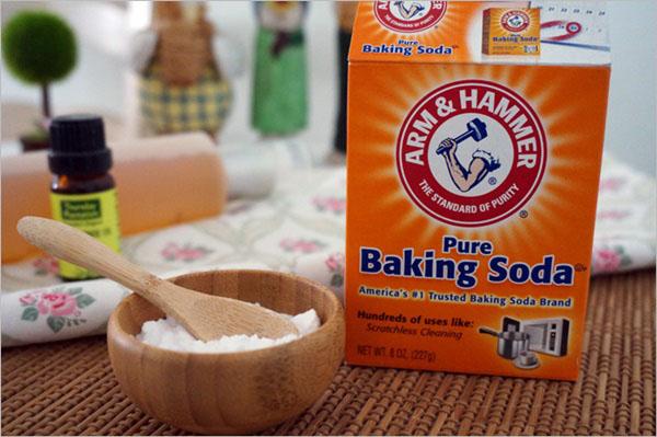 Dùng baking soda cho vết thương do côn trùng cắn
