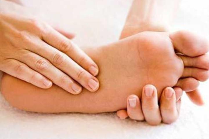 Đừng để chân tay bị lạnh vào mùa đông