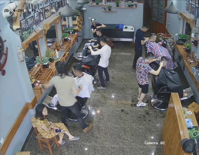 DŨNG TÂY BARBERSHOP