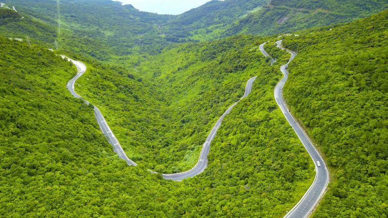 Những khúc cua quẹo đầy thách thức