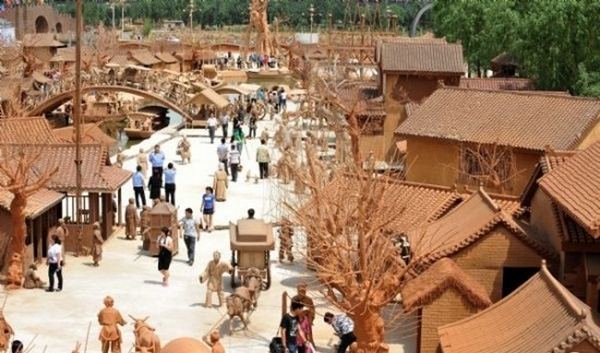 Tham quan đường hầm đất sét