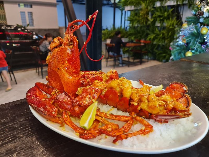 Eat & Meet Restaurant