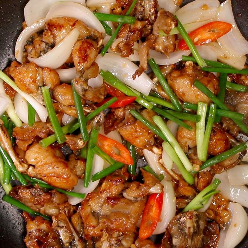 Ếch chiên mắm