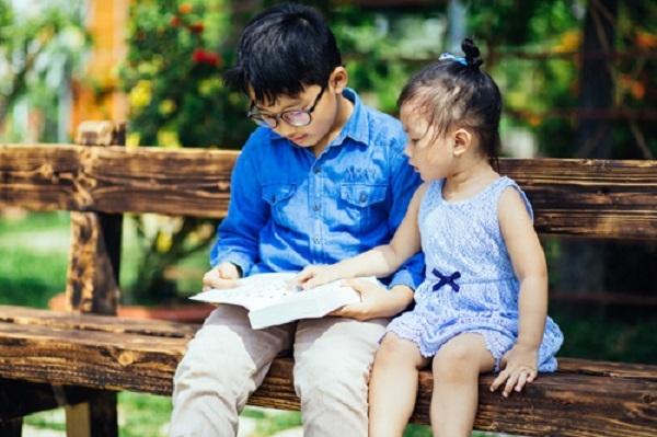 Em thương anh trai của em lắm
