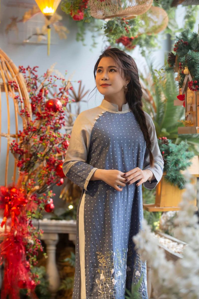 EM VẪN THẾ…