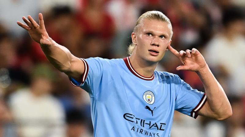 Erling Haaland (Man City, 375.000 bảng/tuần)