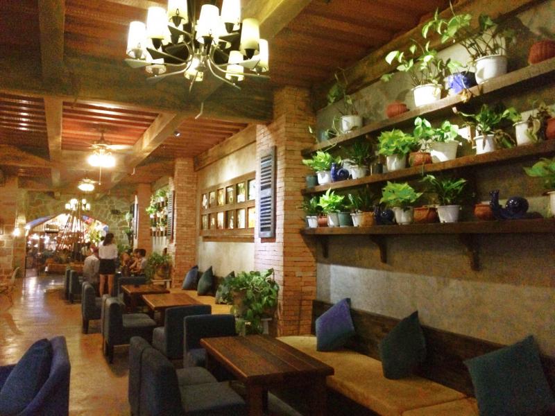 Family Gardens Cafe