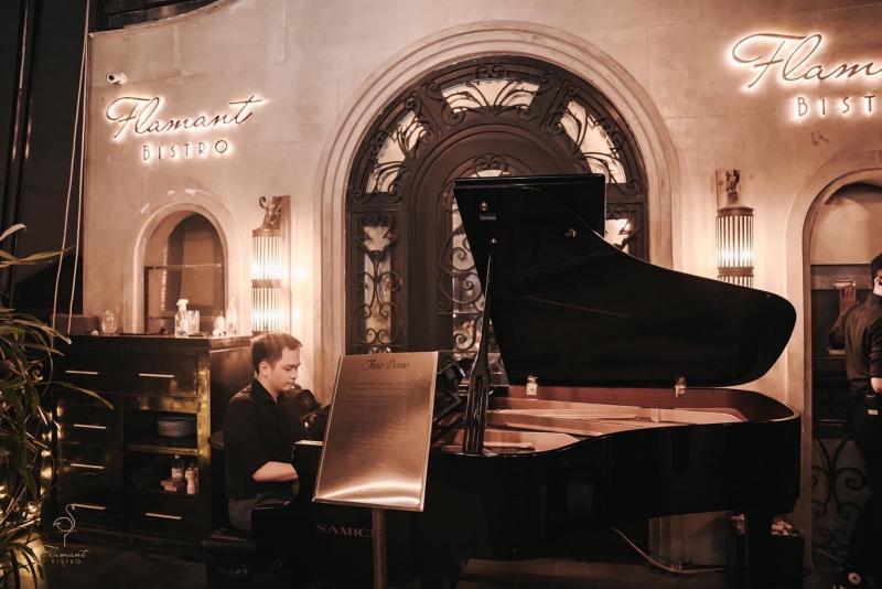 Flamant Bistro