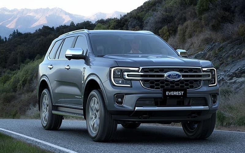 Ford Everest: 635 xe