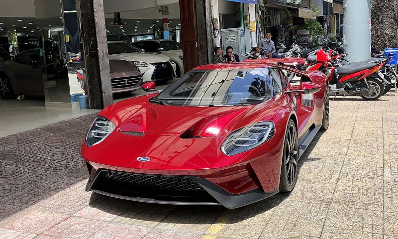 Ford GT