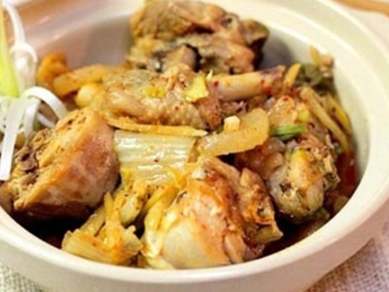 Gà nấu kim chi