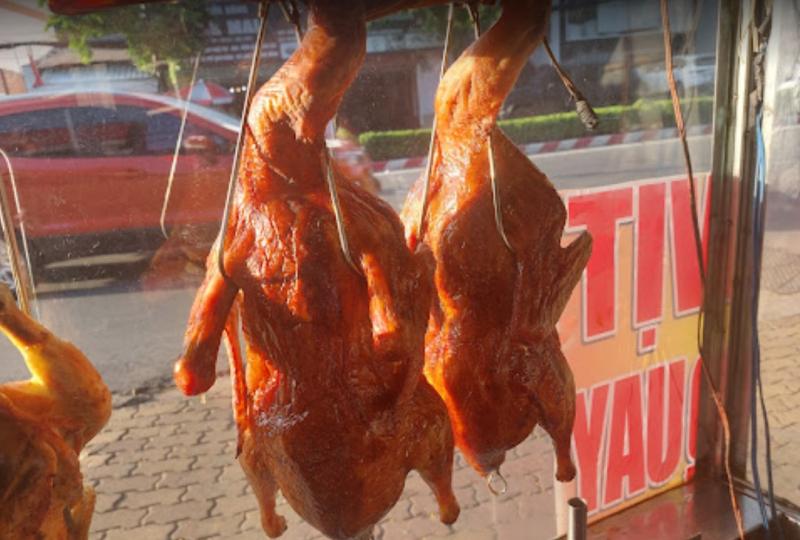 Gà Nướng Ngã Ba Nam Sanh - Gà Nướng & Vịt Quay