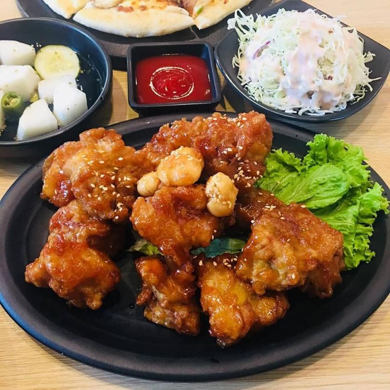 Fam's Chicken