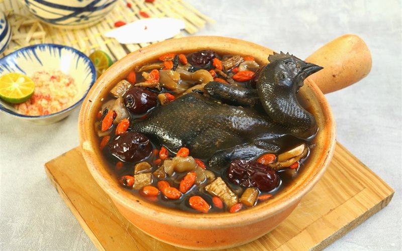 Gà tần