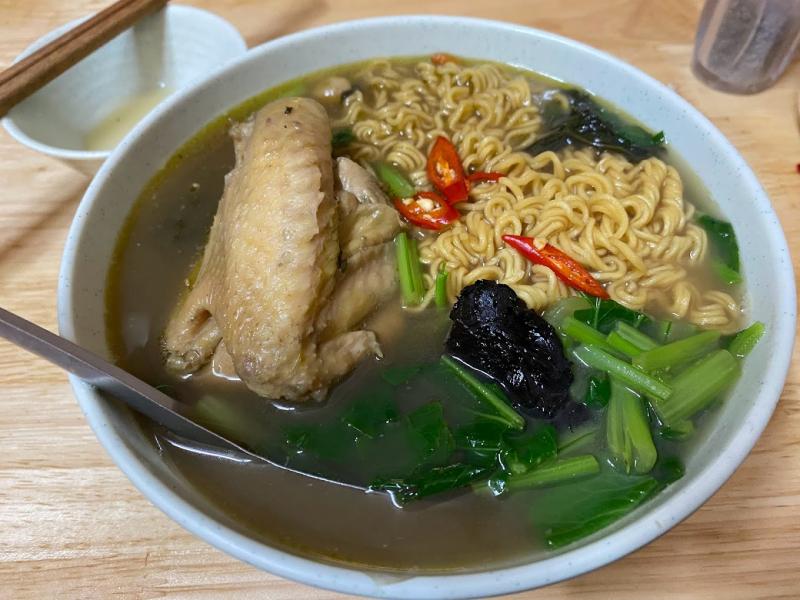 Gà tần bà Dậu