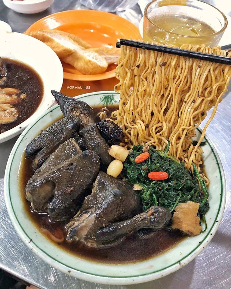 Gà Tần Cây Si
