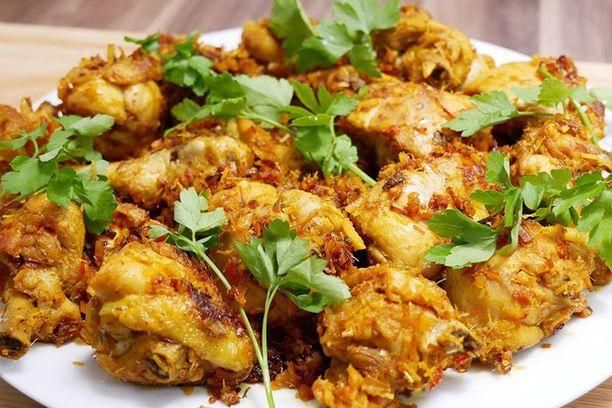 Gà xào xả ớt