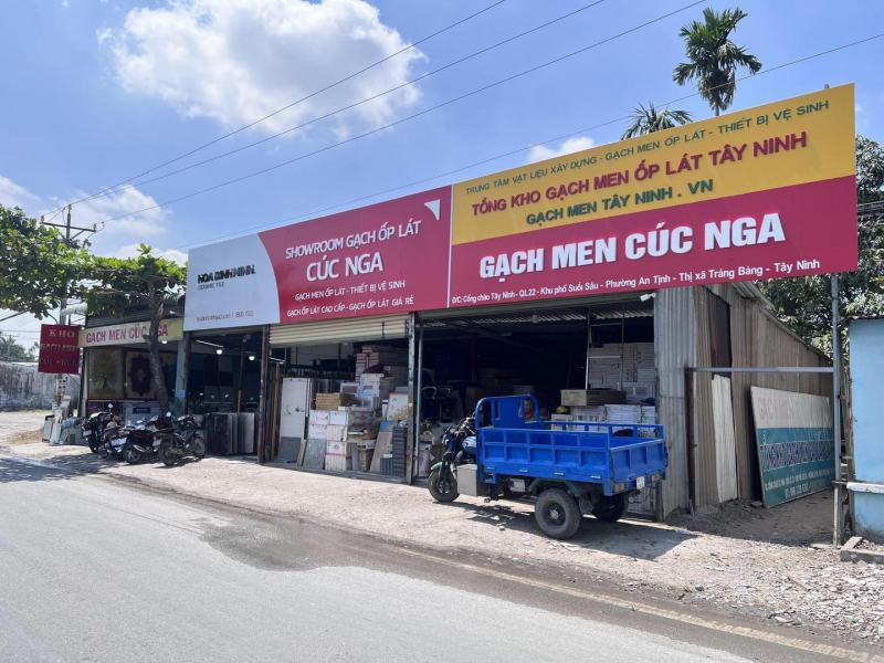 GẠCH MEN CÚC NGA