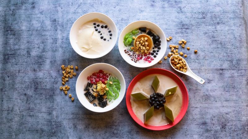 Gánh Chè Tàu Hủ - Bà Bổng