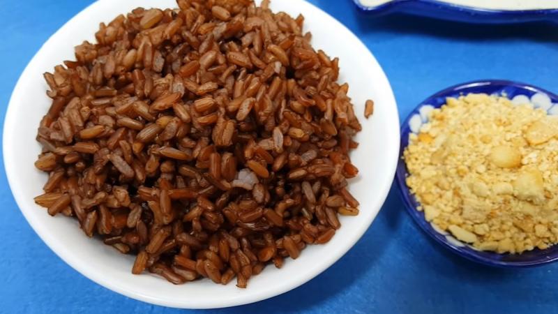 Gạo lứt muối mè giảm cân