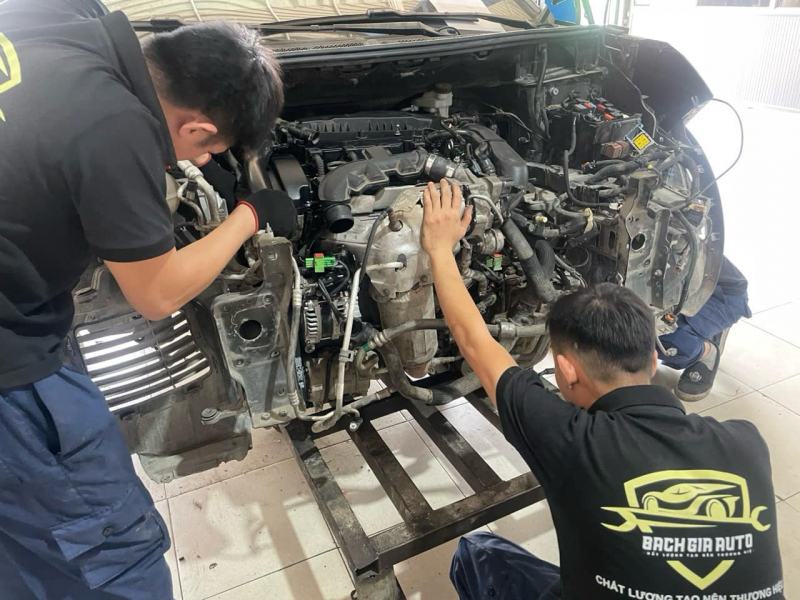 Garage Bạch Gia Auto