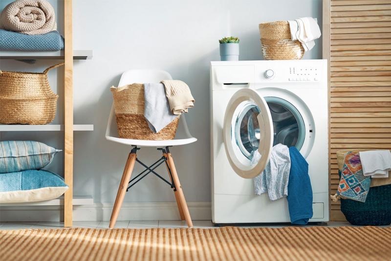 Chúng ta nên chọn các sản phẩm máy sấy từ thương hiệu uy tín để đảm bảo an toàn cho chính bản thân mình