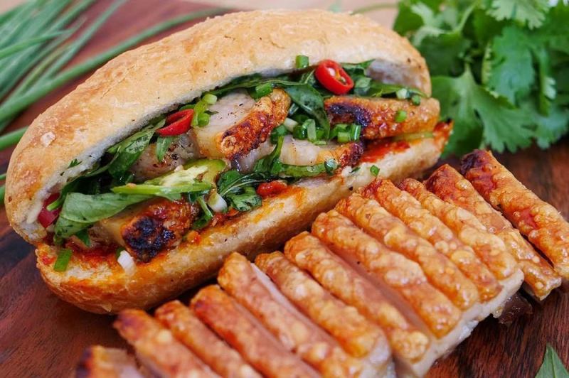 Bánh mì thịt heo quay (Ảnh minh họa)